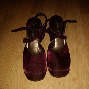 Women's Maroon Unlisted Dress Shoes